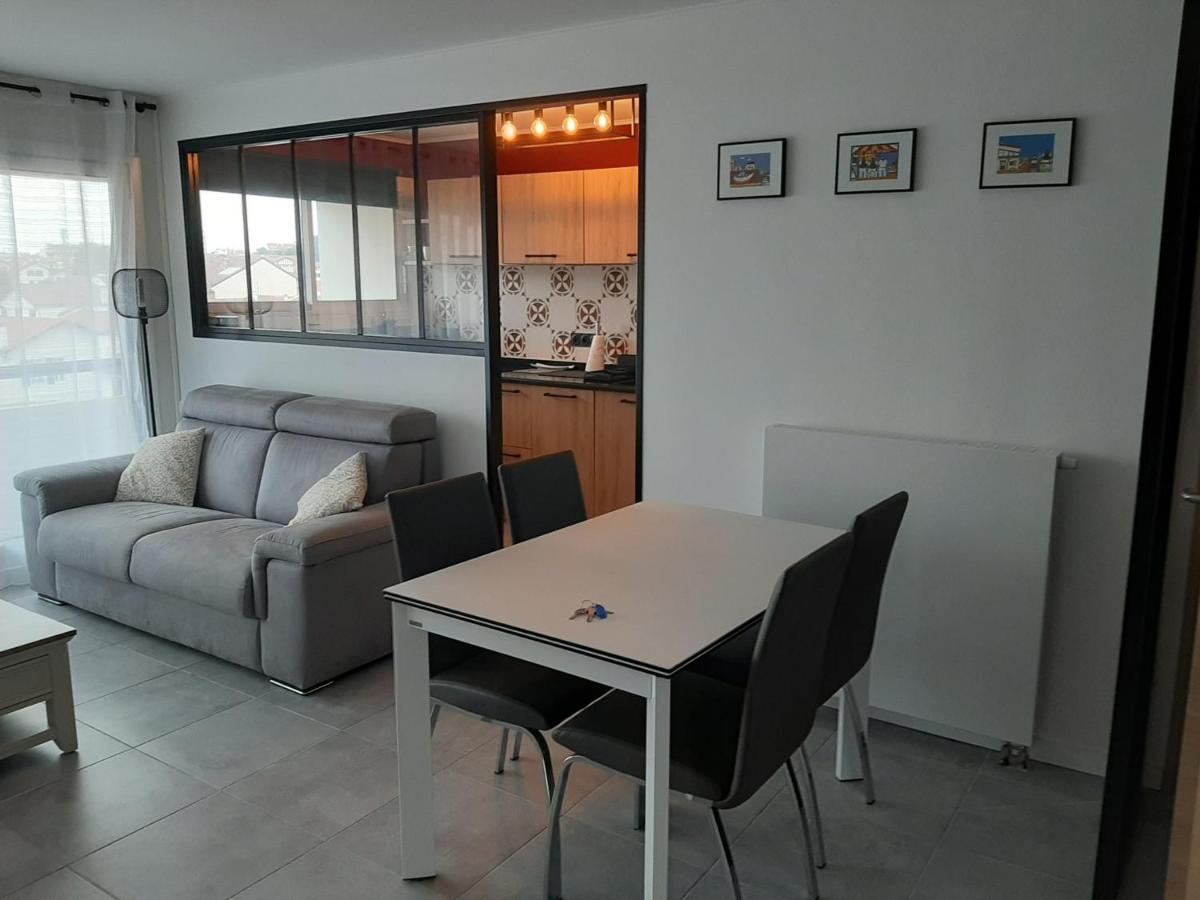Appartement T3 Renove A 10 Min Du Centre-Ville Avec Balcon, Garage Et Wifi A Saint-Jean-De-Luz - Fr-1-239-584 Exteriör bild
